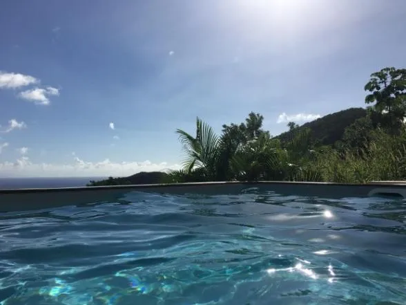 Locations-en-Martinique-villa-Angelite-a-sainte-luce-agence-AMLV